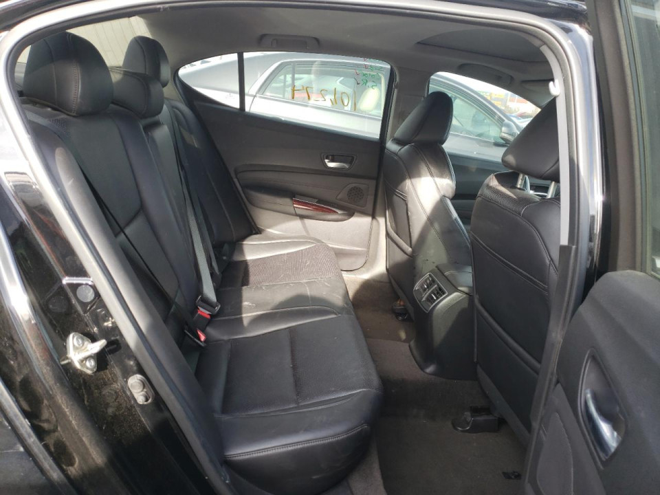 Acura TLX 2015 з аукціону Copart