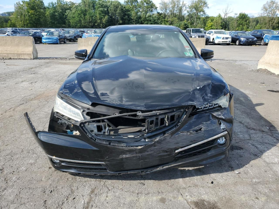 Acura TLX 2015 з аукціону Copart