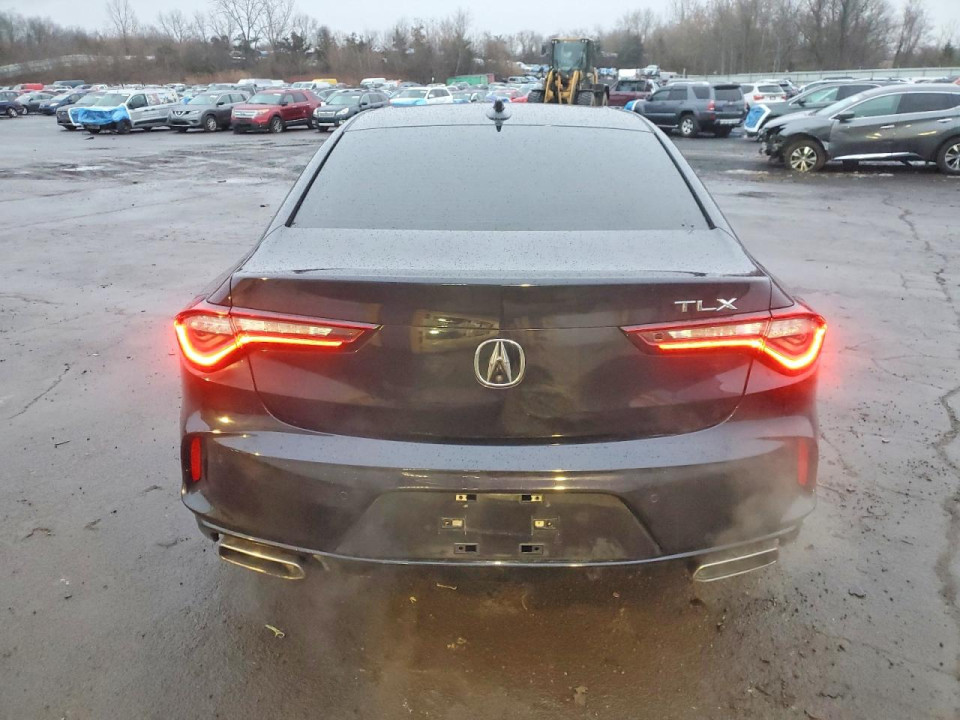 Acura TLX 2021 з аукціону Copart