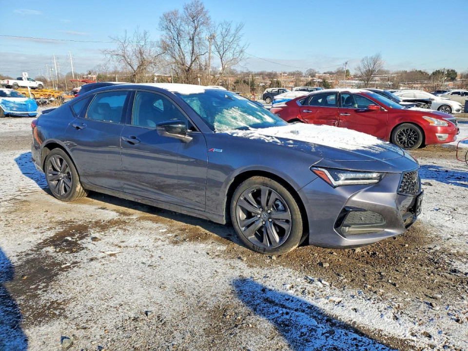 Acura TLX 2022 з аукціону Copart