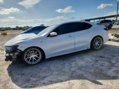 Acura TLX 2019 з аукціону Copart