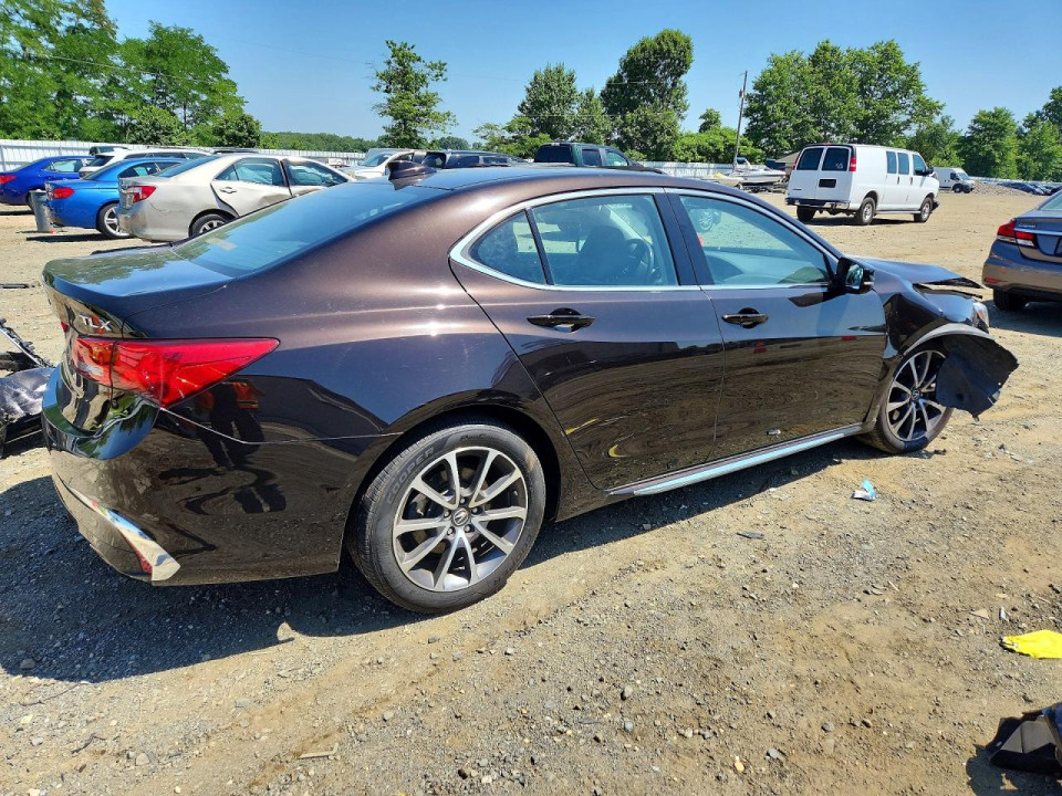 Acura TLX 2018 з аукціону Copart