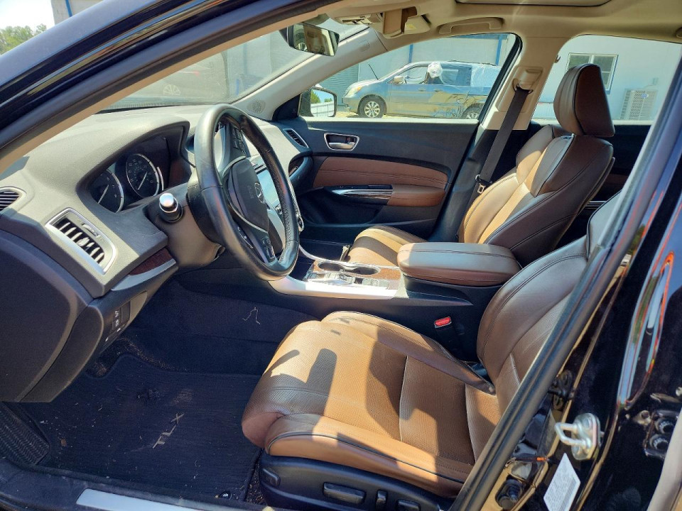 Acura TLX 2018 з аукціону Copart