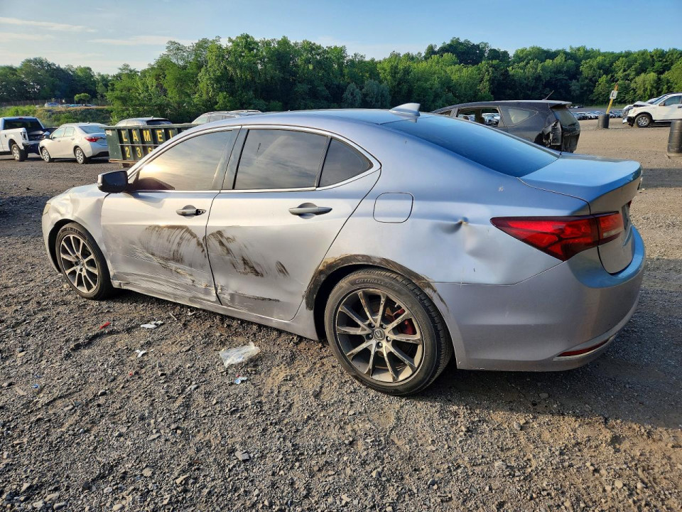 Acura TLX 2015 з аукціону Copart
