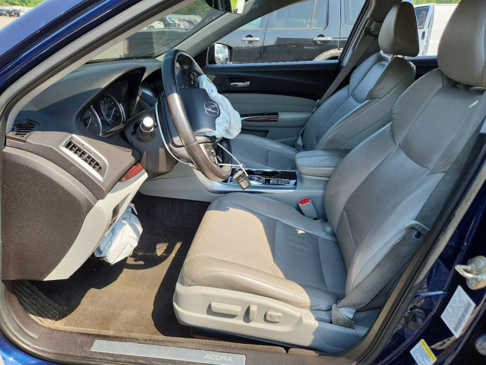 Acura TLX 2015 з аукціону Copart