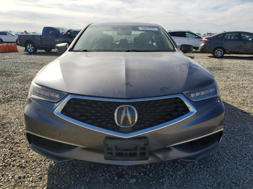 Acura TLX 2018 з аукціону Copart