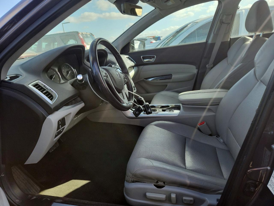 Acura TLX 2018 з аукціону Copart