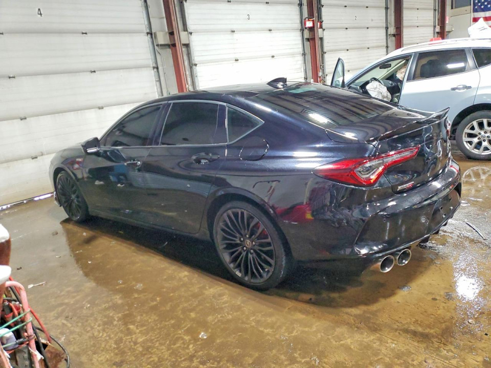 Acura TLX 2023 з аукціону Copart