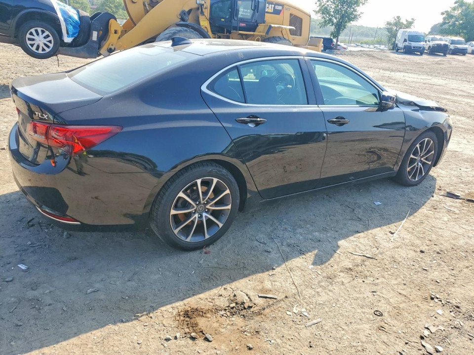 Acura TLX 2016 з аукціону Copart