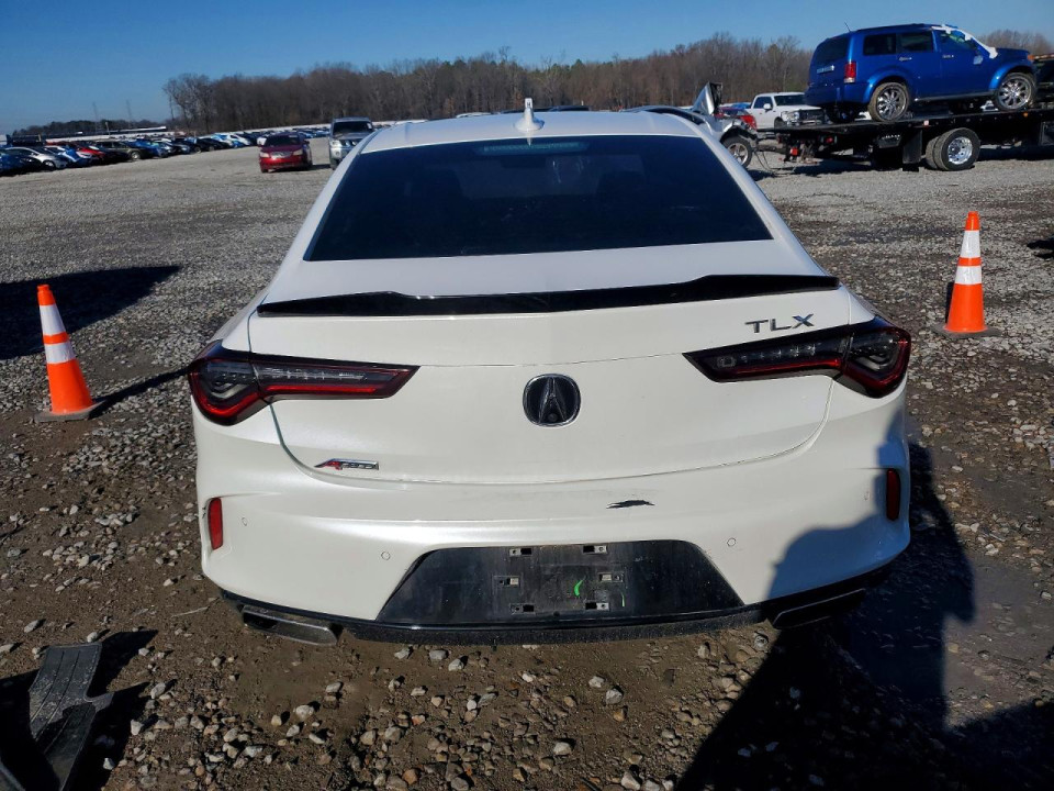 Acura TLX 2021 з аукціону Copart