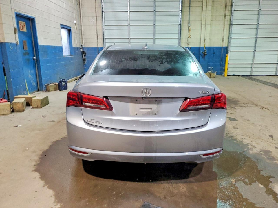 Acura TLX 2015 з аукціону Copart