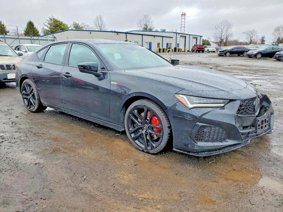 Acura TLX 2025 з аукціону Copart