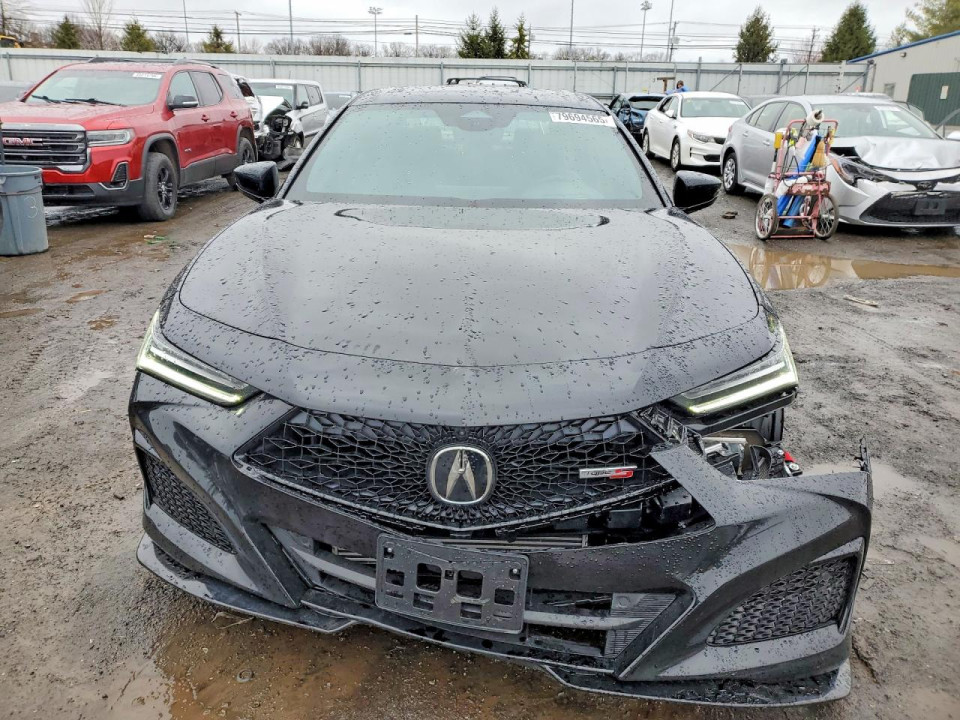 Acura TLX 2025 з аукціону Copart