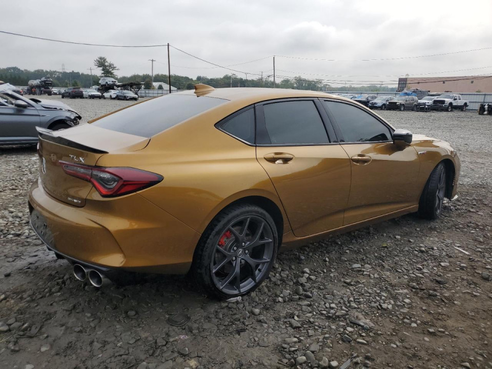 Acura TLX 2022 з аукціону Copart