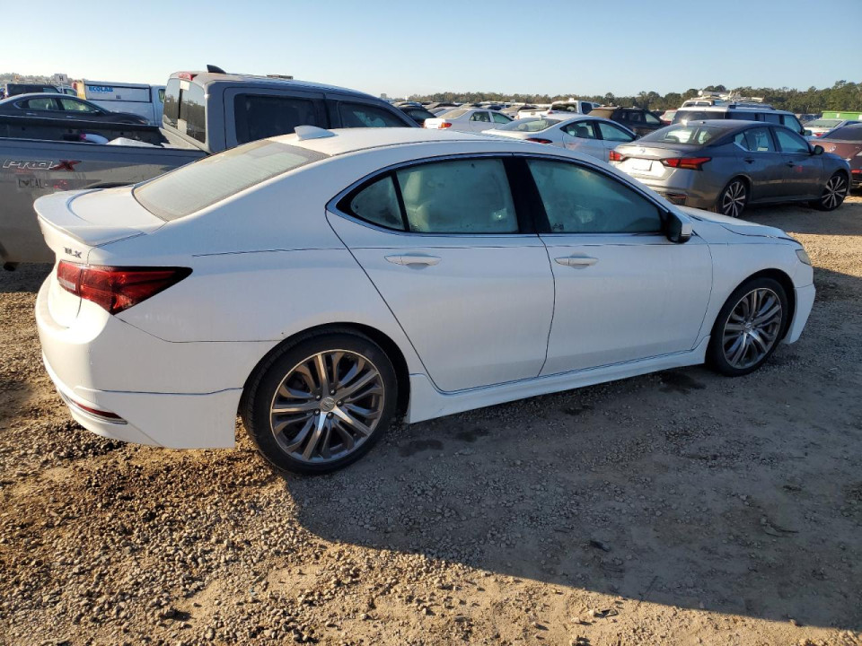 Acura TLX 2015 з аукціону Copart