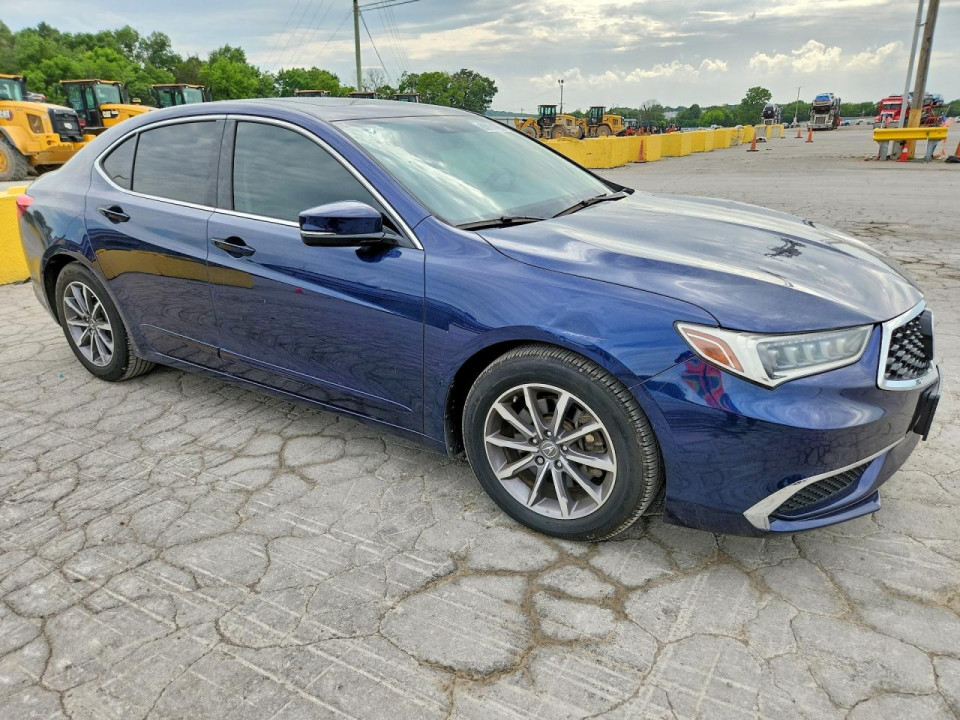 Acura TLX 2019 з аукціону Copart