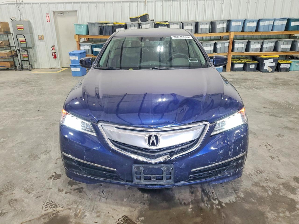 Acura TLX 2017 з аукціону Copart