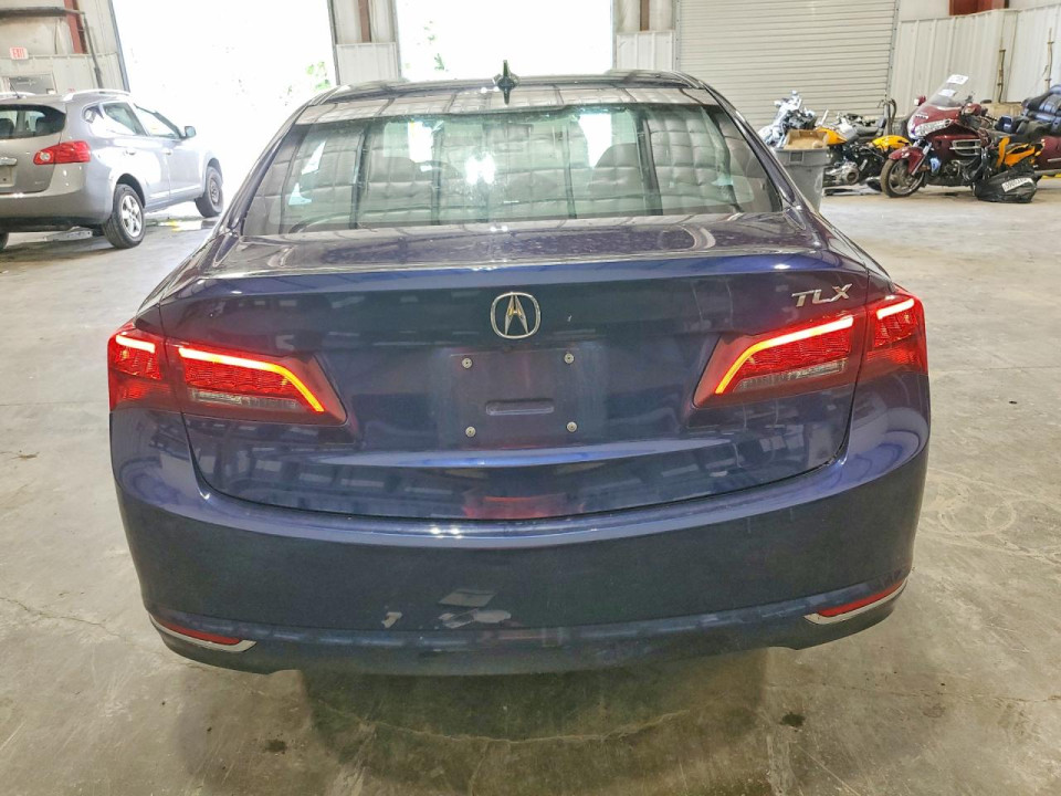 Acura TLX 2017 з аукціону Copart