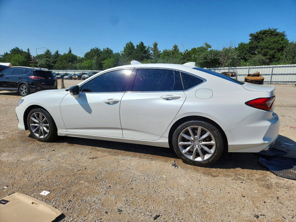 Acura TLX 2023 з аукціону Copart