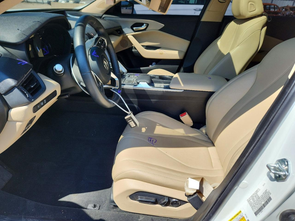 Acura TLX 2023 з аукціону Copart