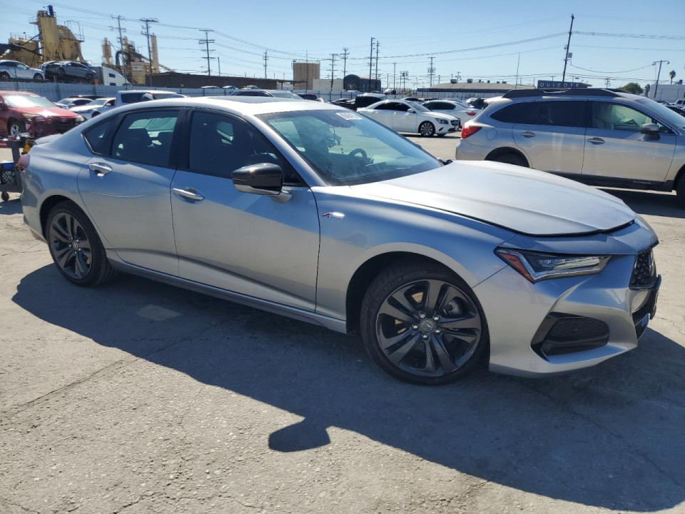 Acura TLX 2023 з аукціону Copart