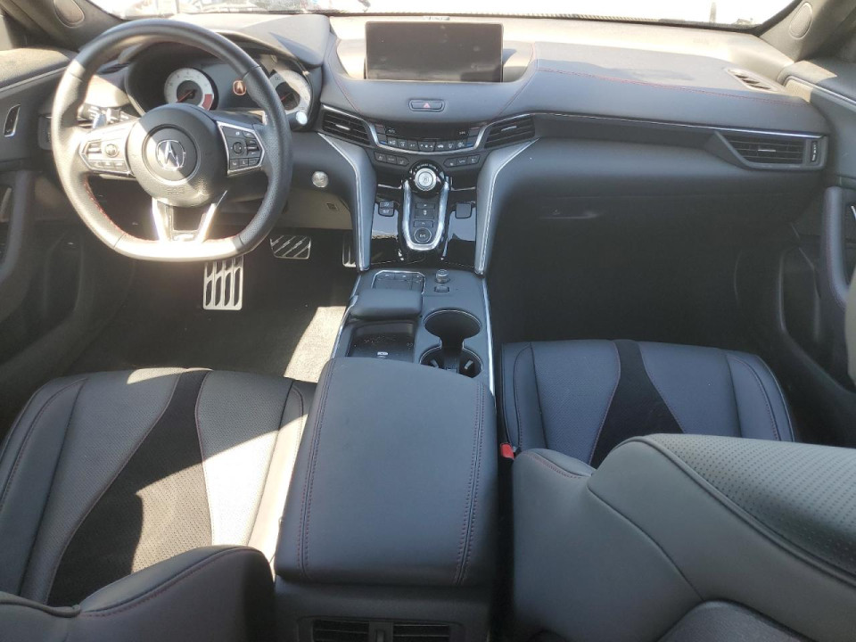 Acura TLX 2023 з аукціону Copart