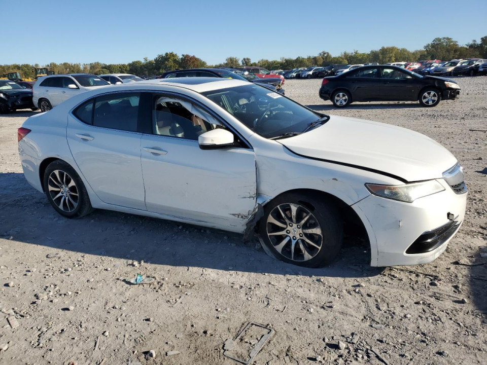 Acura TLX 2015 з аукціону Copart
