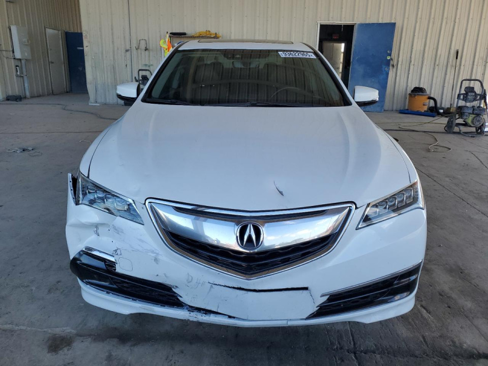 Acura TLX 2015 з аукціону Copart