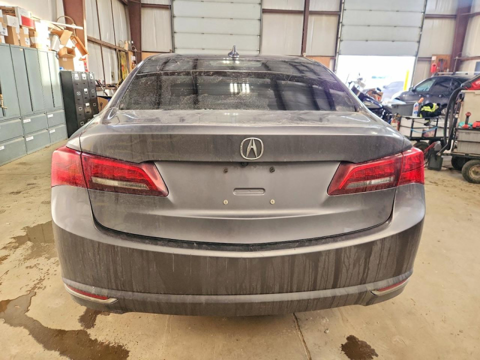 Acura TLX 2017 з аукціону Copart