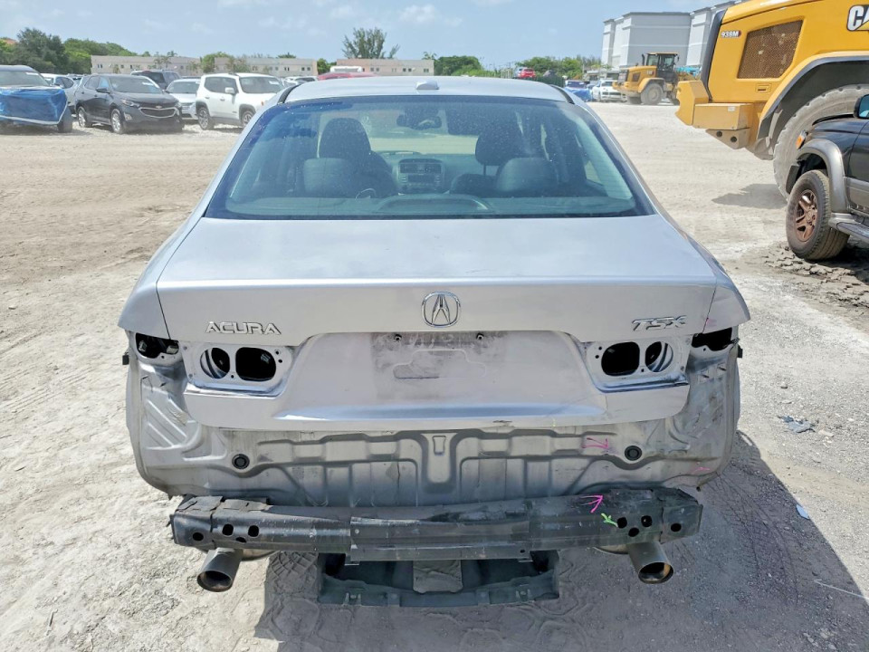 Acura TSX 2005 з аукціону Copart