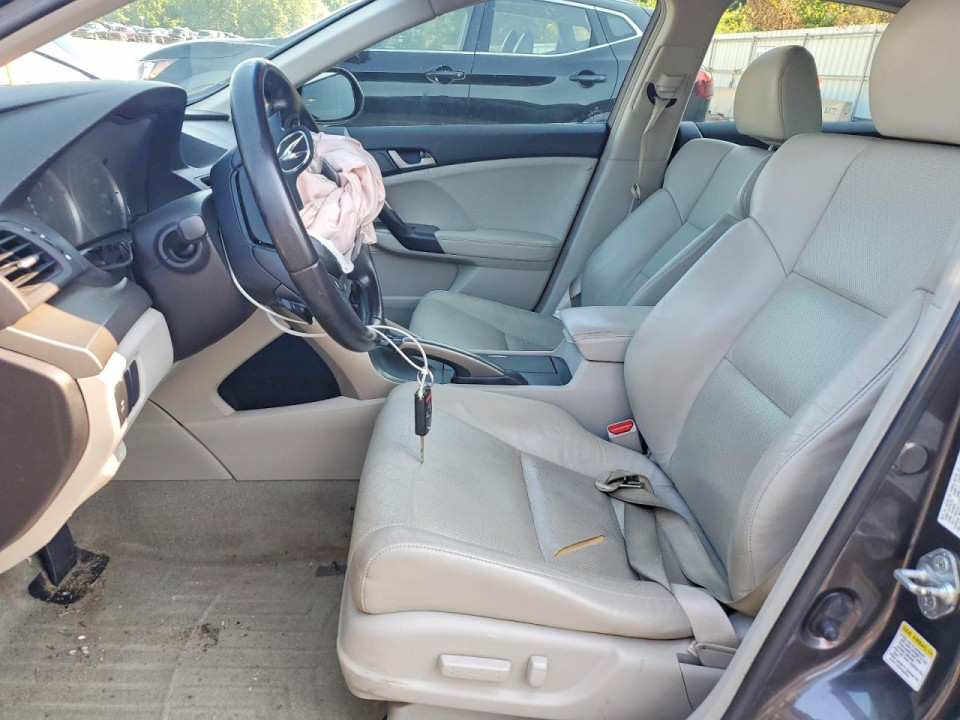Acura TSX 2010 з аукціону Copart