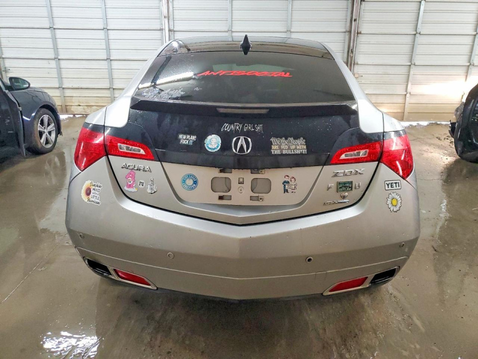 Acura ZDX 2010 з аукціону Copart
