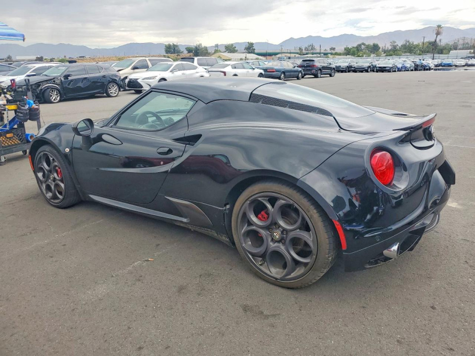Alfa Romeo 4C 2015 — Copart