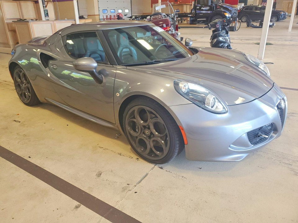 Alfa Romeo 4C 2017 — Copart