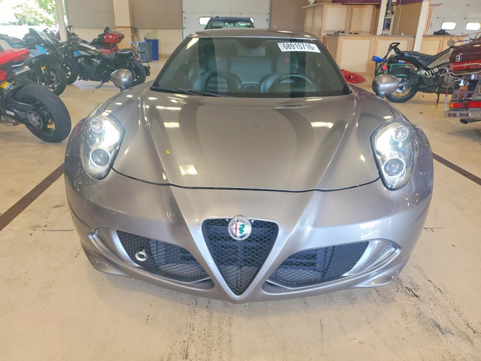 Alfa Romeo 4C 2017 — Copart