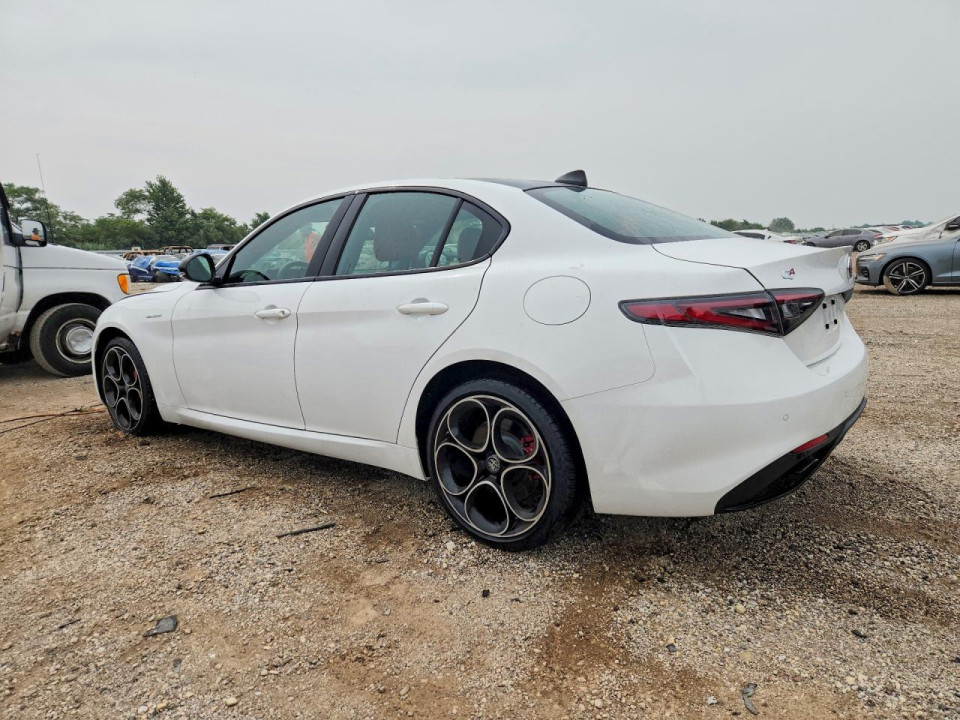 Alfa Romeo GIULIA BASE 2025 — Copart