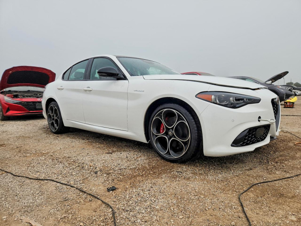 Alfa Romeo GIULIA BASE 2025 — Copart