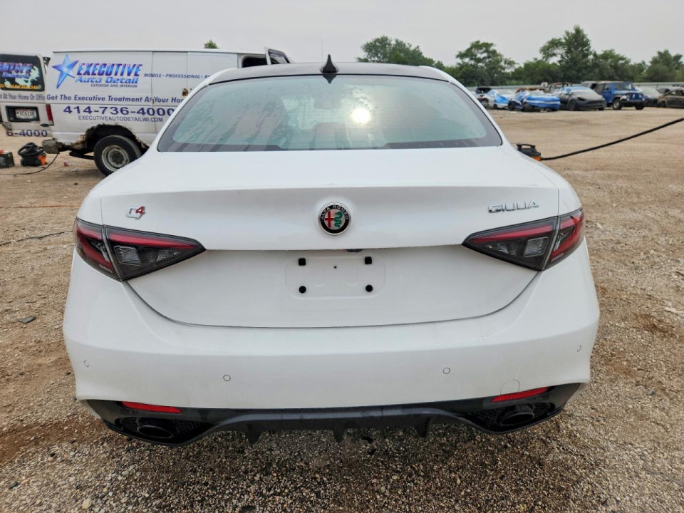 Alfa Romeo GIULIA BASE 2025 — Copart