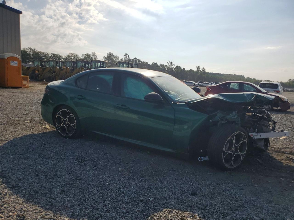Alfa Romeo GIULIA BASE 2025 — Copart