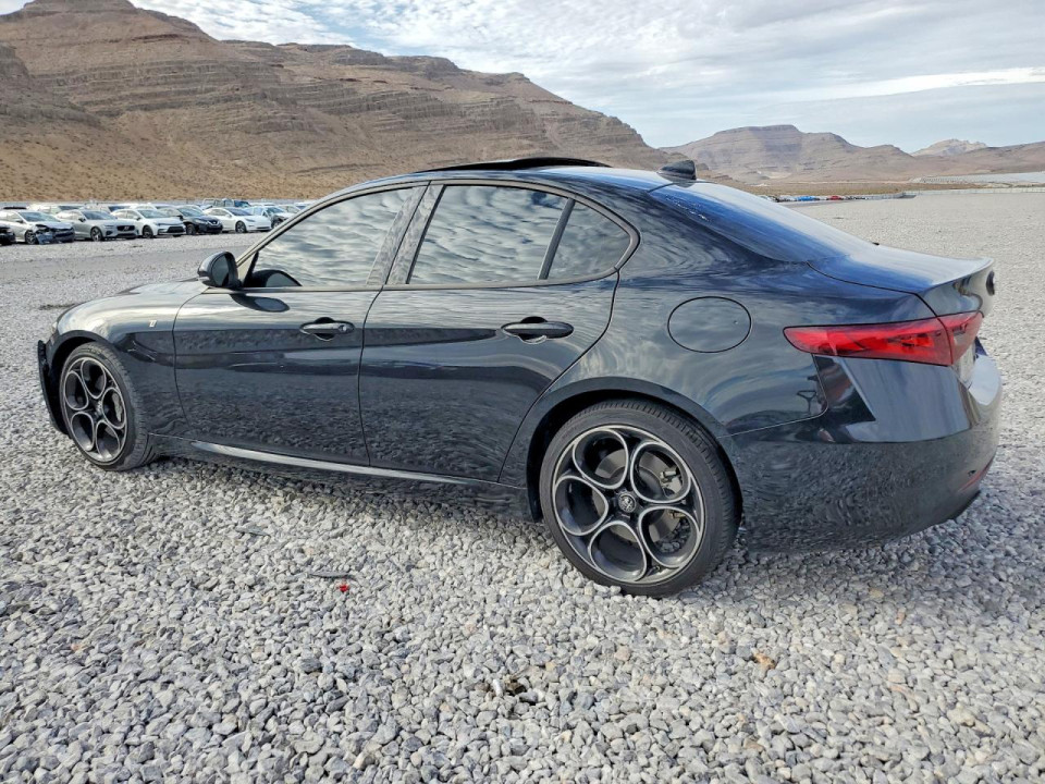 Alfa Romeo GIULIA SUPER 2022 — Copart