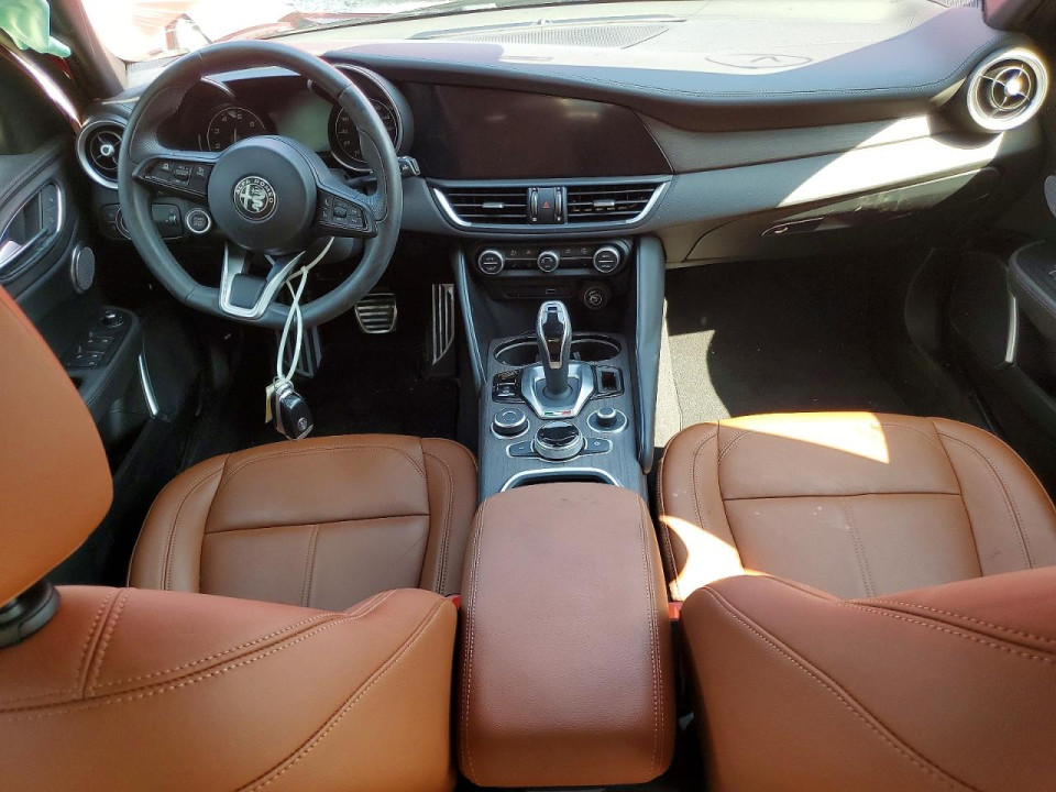 Alfa Romeo GIULIA SUPER 2022 — Copart