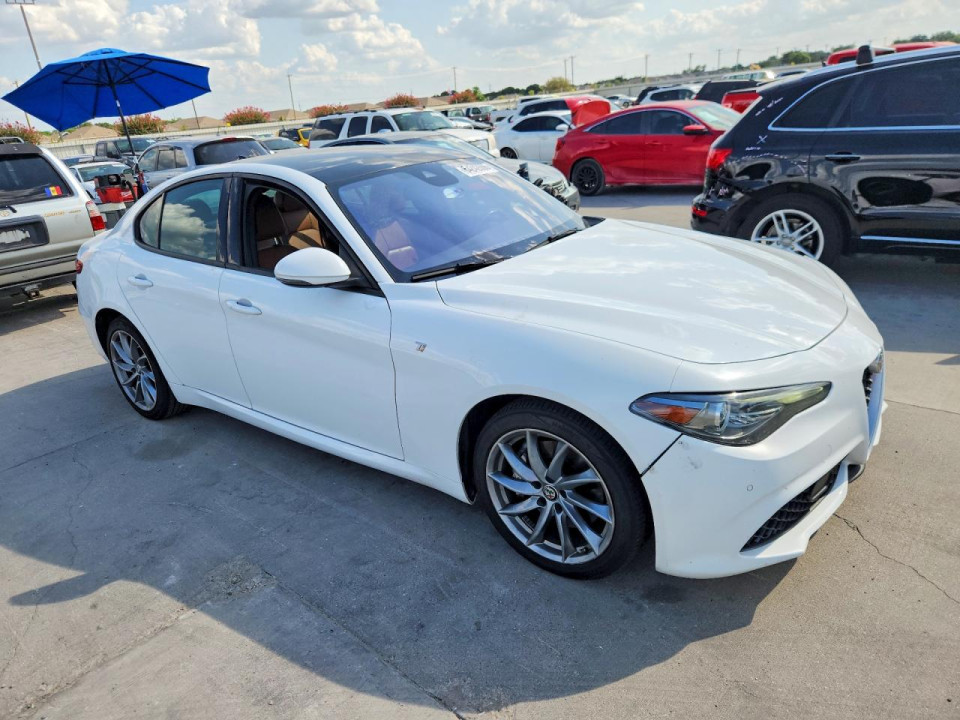 Alfa Romeo GIULIA SUPER 2022 — Copart