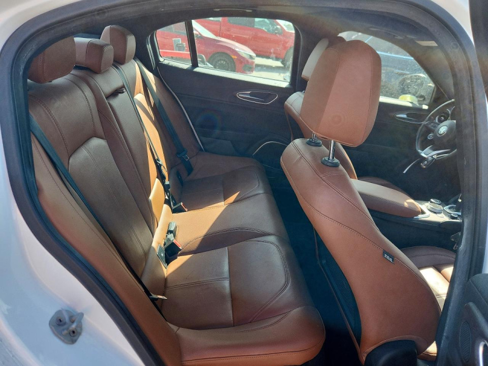 Alfa Romeo GIULIA SUPER 2022 — Copart