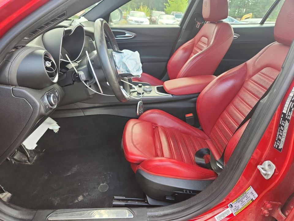 Alfa Romeo GIULIA SUPER 2022 — Copart