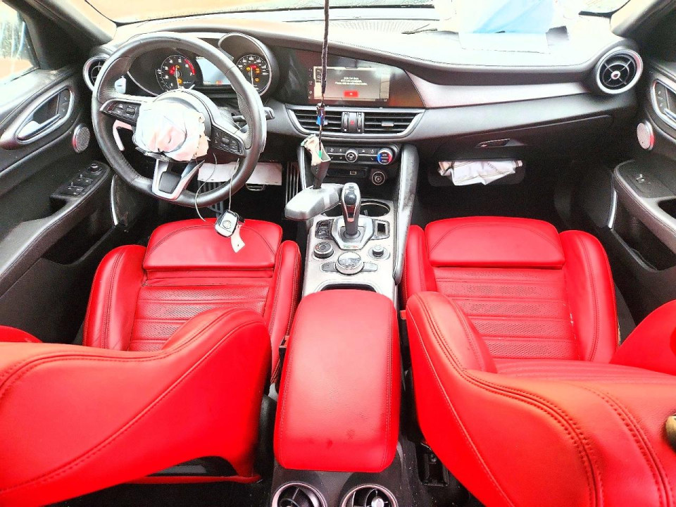 Alfa Romeo GIULIA SUPER 2022 — Copart