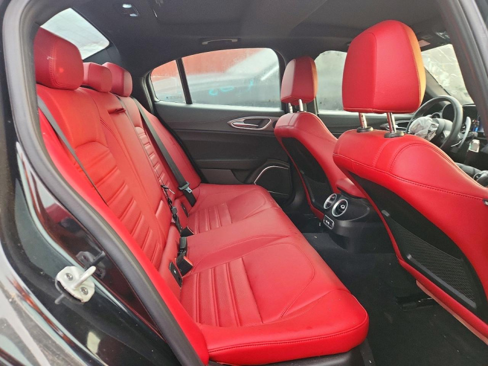 Alfa Romeo GIULIA SUPER 2022 — Copart