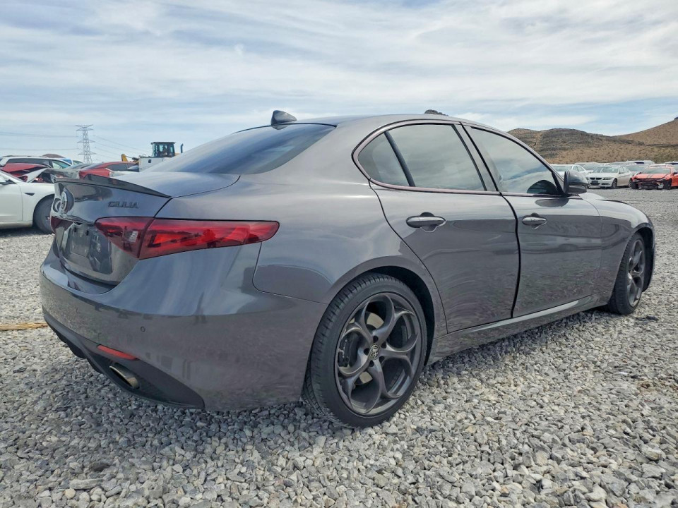 Alfa Romeo GIULIA 2018 — Copart