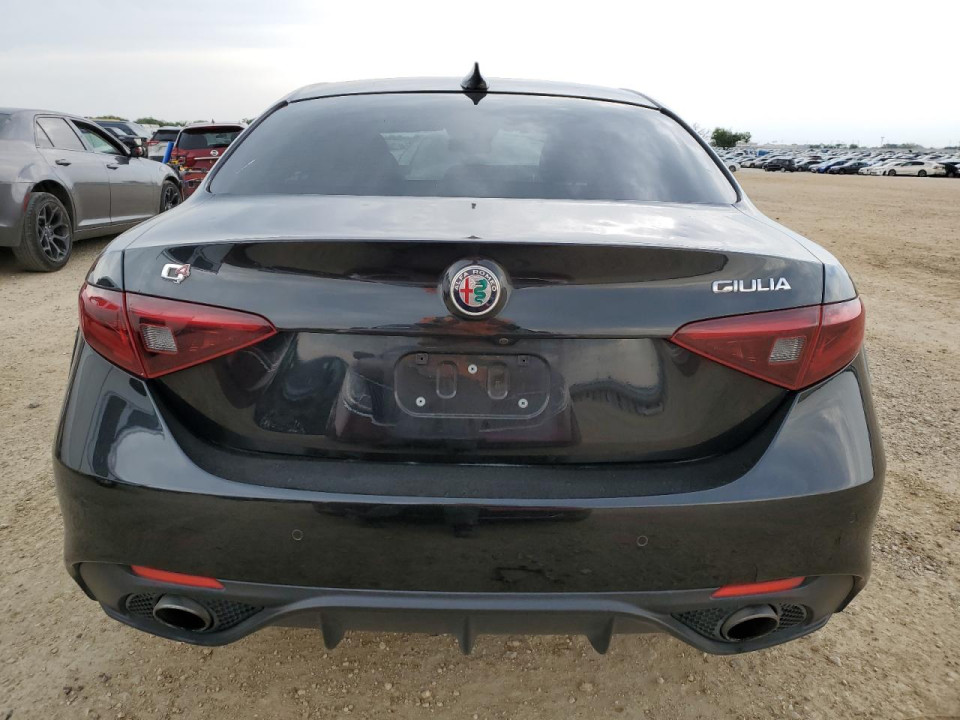 Alfa Romeo GIULIA 2018 — Copart