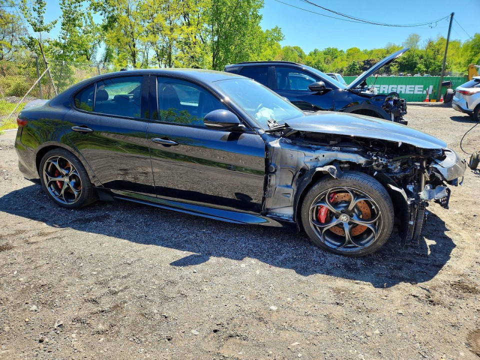 Alfa Romeo GIULIA 2023 — Copart