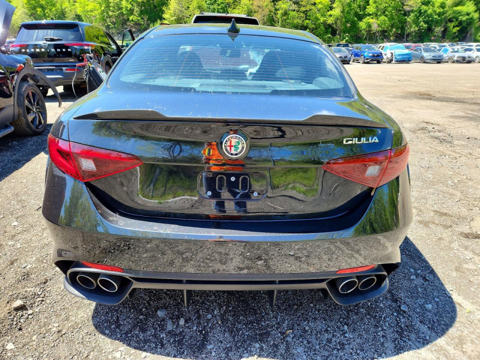 Alfa Romeo GIULIA 2023 — Copart